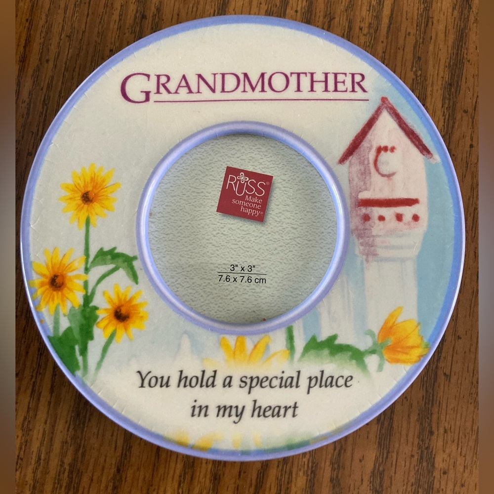 Vintage Russ Grandmother Porcelain Frame for 3 x 3 photo - new without tags
